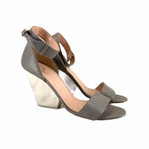 KATE SPADE NEW YORK Gray Leather Wedge Sandals 8